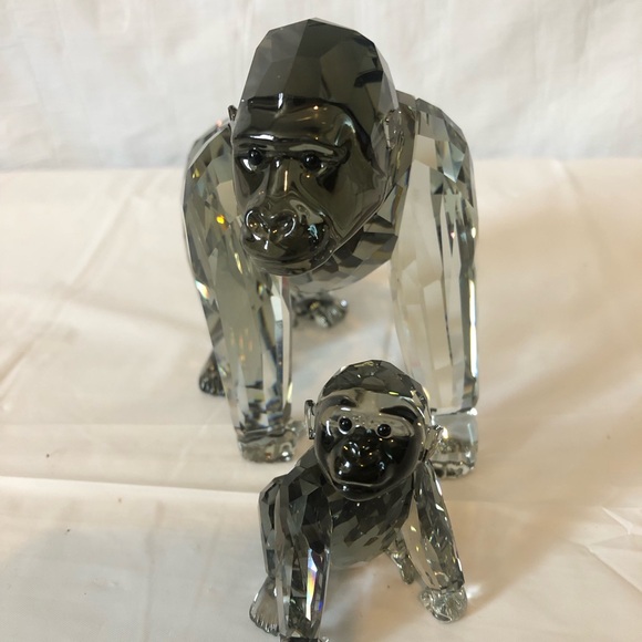 Swarovski Gorillas Endangered Wildlife series Parent & baby original box and COA - Picture 10 of 10